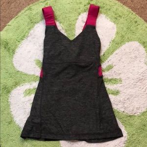 Lululemon tank top size 4